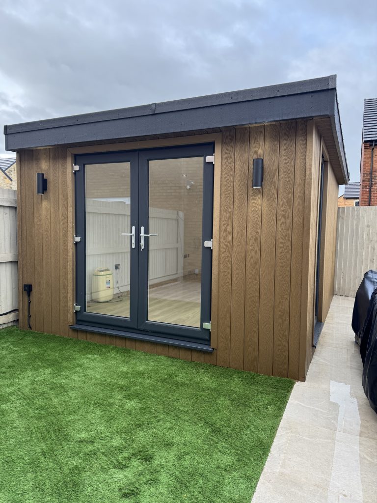 sideimage Garden Room By Lythan Exterior Spaces By Fake Grass