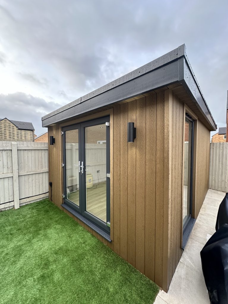 IMG_3913 side angle of a garden room